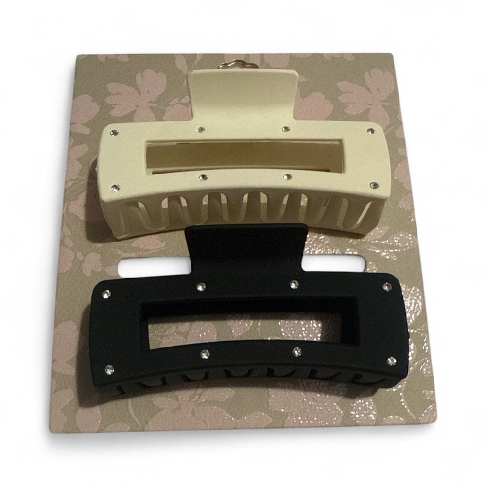 Elegant Black and Cream Hair Claw Set